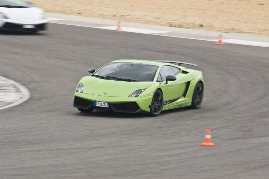  Lamborghini Gallardo LP570-4 Superleggera 2010 года  (фото 125 из 183)